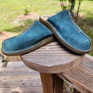 Dr.Martens nubuck leather sandals sizes 9 w